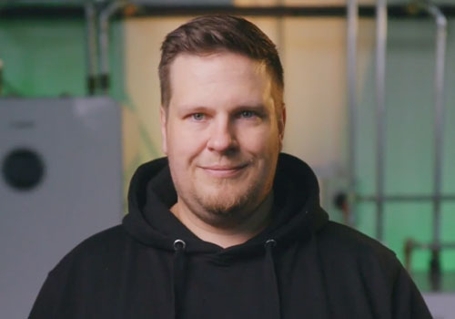 Energia-asiantuntija Jouni Tikkanen