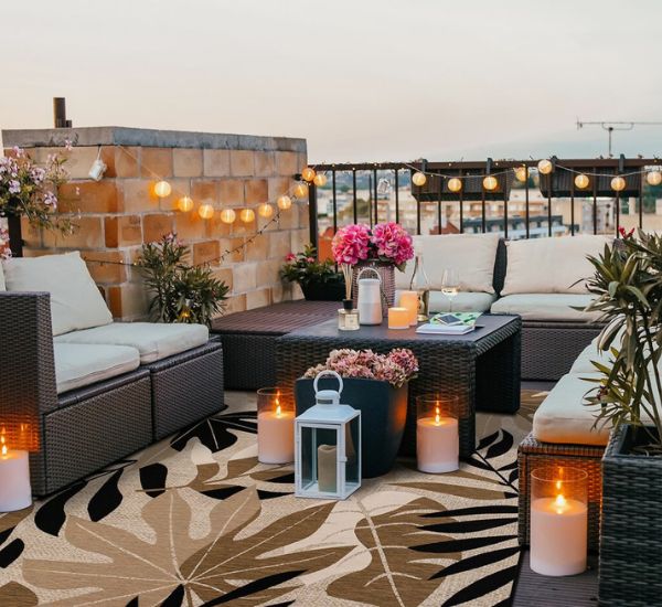 Moderni terassimatto ulkotilassa