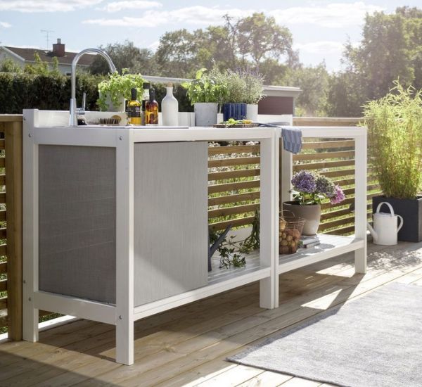 Hillerstorp Läckö ulkokeittiö valkoinen